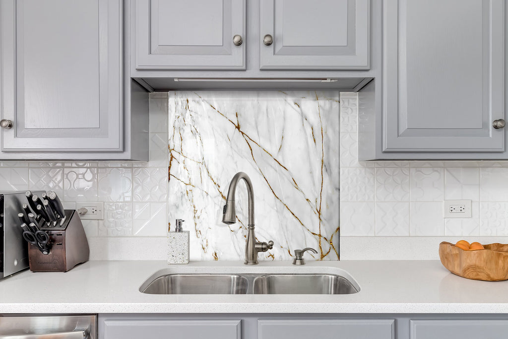 Elegant White and Gold Marble - Glass Kitchen Backsplash-BacksplashArtworks